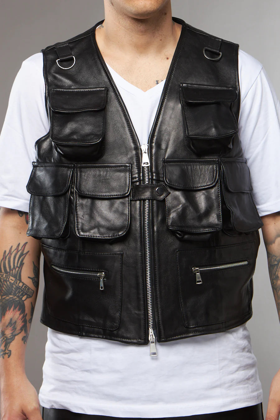 Mult- pocket vest